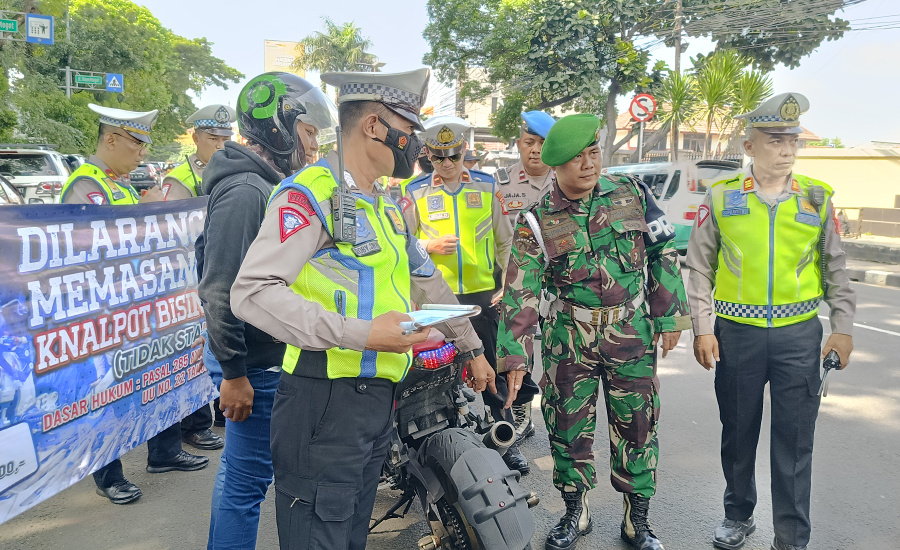 Ganggu Ketertiban, Puluhan Motor Knalpot Brong Dijaring Polisi di Kota Tangerang Ganggu Ketertiban, Puluhan Motor Knalpot Brong Dijaring Polisi di Kota Tangerang