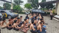 Hendak Tawuran 49 Pemuda