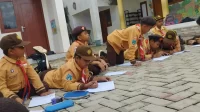 Menjaga