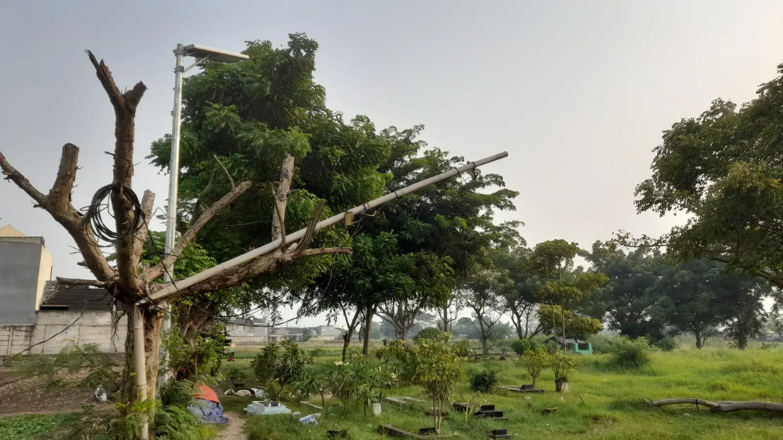 Penerangan Jalan Umum di TPU