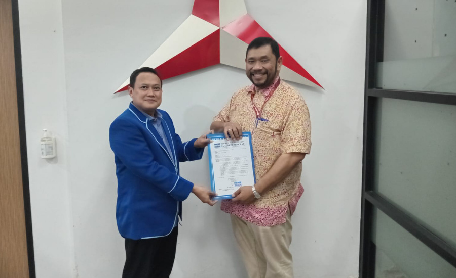 Helmy Halim Terima Surat Tugas DPP Demokrat: Cukupi Koalisi 20 Persen