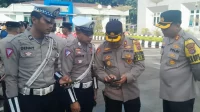 Polisi