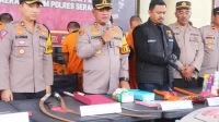 10 Hari