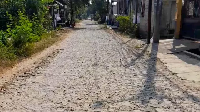 Jalan Perum Pondok Sukatani
