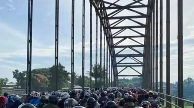 Jembatan Kedaung
