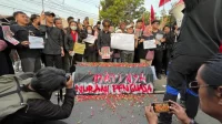 Mahasiswa Gelar Aksi Mahasiswa