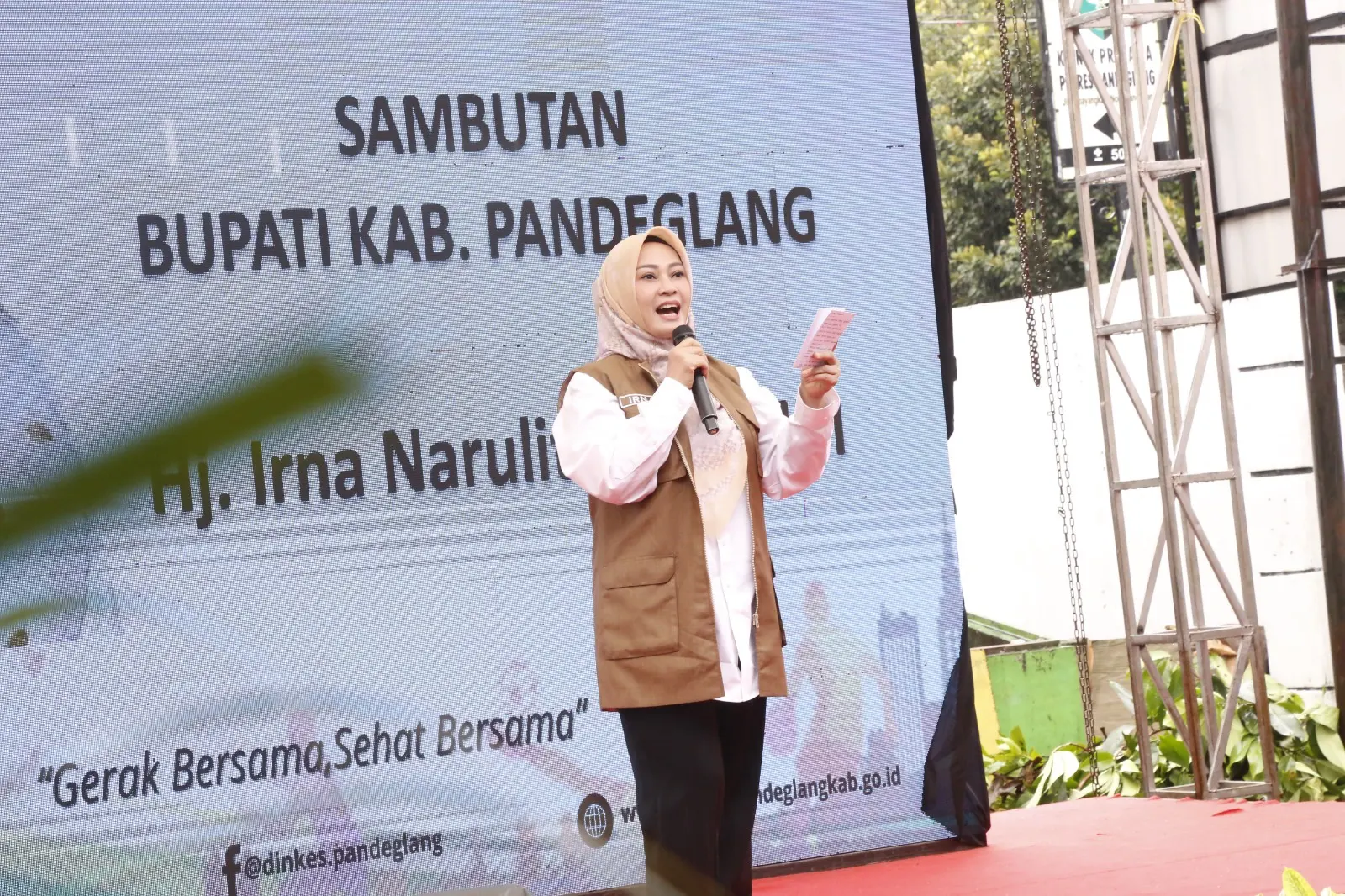 Irna Ajak Masyarakat Budayakan Hidup Sehat Bupati Irna