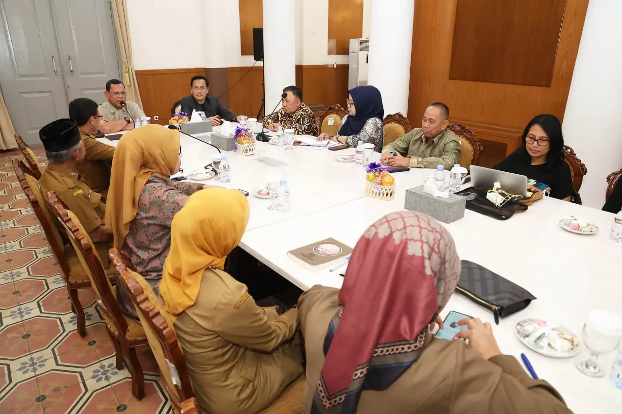 Tuan Rumah