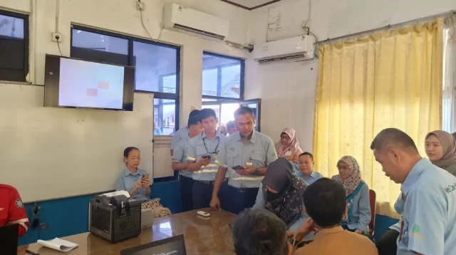 Ratusan Warga