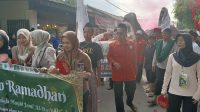 Sukacita, Warga Karang Anyar Sambut Kirab Ramadan 2025