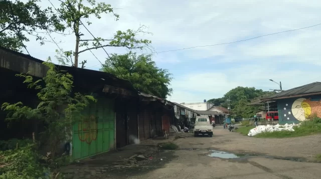 Pasar Buah Mandala