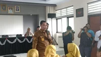 Seragam Sekolah Gratis