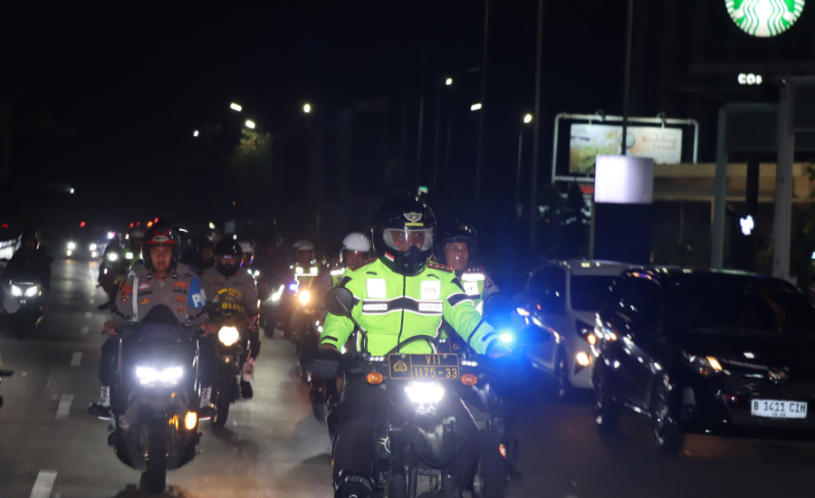 Kapolres Pimpin Patroli Bermotor Tindak Aksi Premanisme