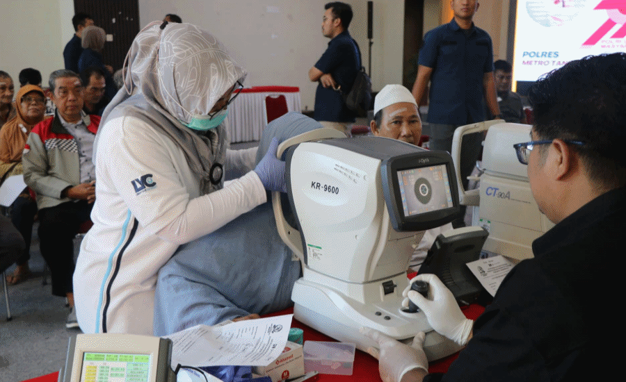 142 Calon Pasien Operasi Katarak Gratis Digelar Polisi di Tangerang Lolos Screening