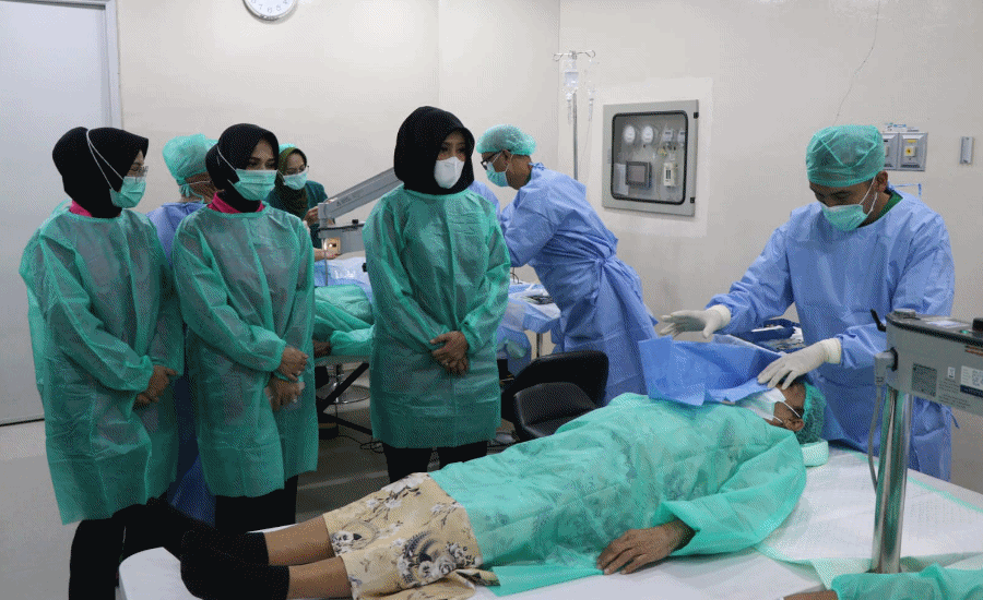 6 Dokter Spesialis Dikerahkan dalam Operasi Katarak Gratis Digelar Polri di Tangerang