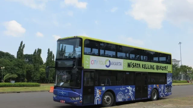 Bus Wisata