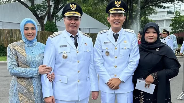 100 Hari Kerja