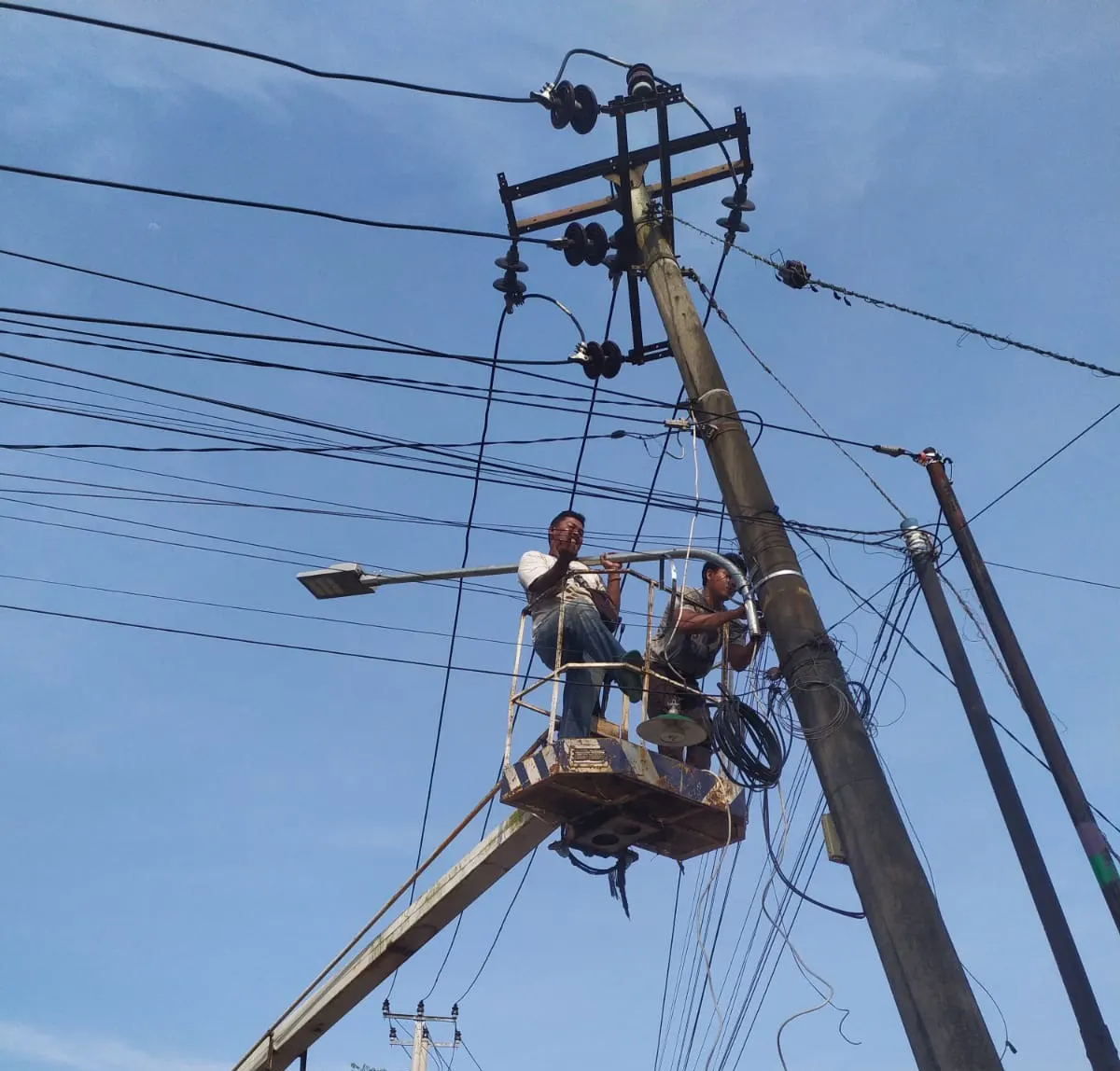 Pemasangan PJU