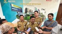 Sachrudin Memberi Keterangan Pers