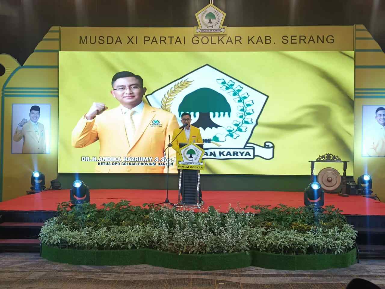 Andika Ancam Buang Kader yang Tak Setia Andika Ancam Buang Kader yang Tak Setia