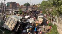 Kronologi Truk 'Terjun' dari Tol Tangerang-Merak