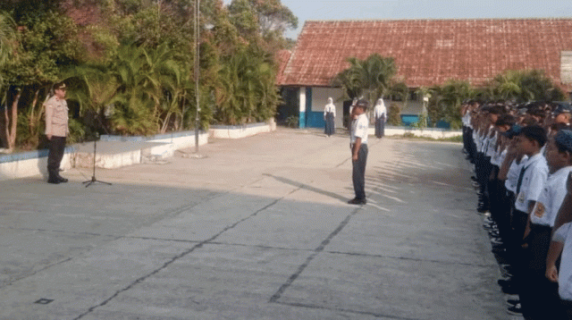 Cegah Kenakalan Remaja, Siswa SMPN 3 Pakuhaji Diajarkan Jaga Kamtibmas
