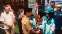 Sachrudin Motivasi Atlet Pelajar: Raih Juara di Popna Diberikan Bonus Sachrudin Motivasi Atlet Pelajar: Raih Juara di Popna Diberikan Bonus