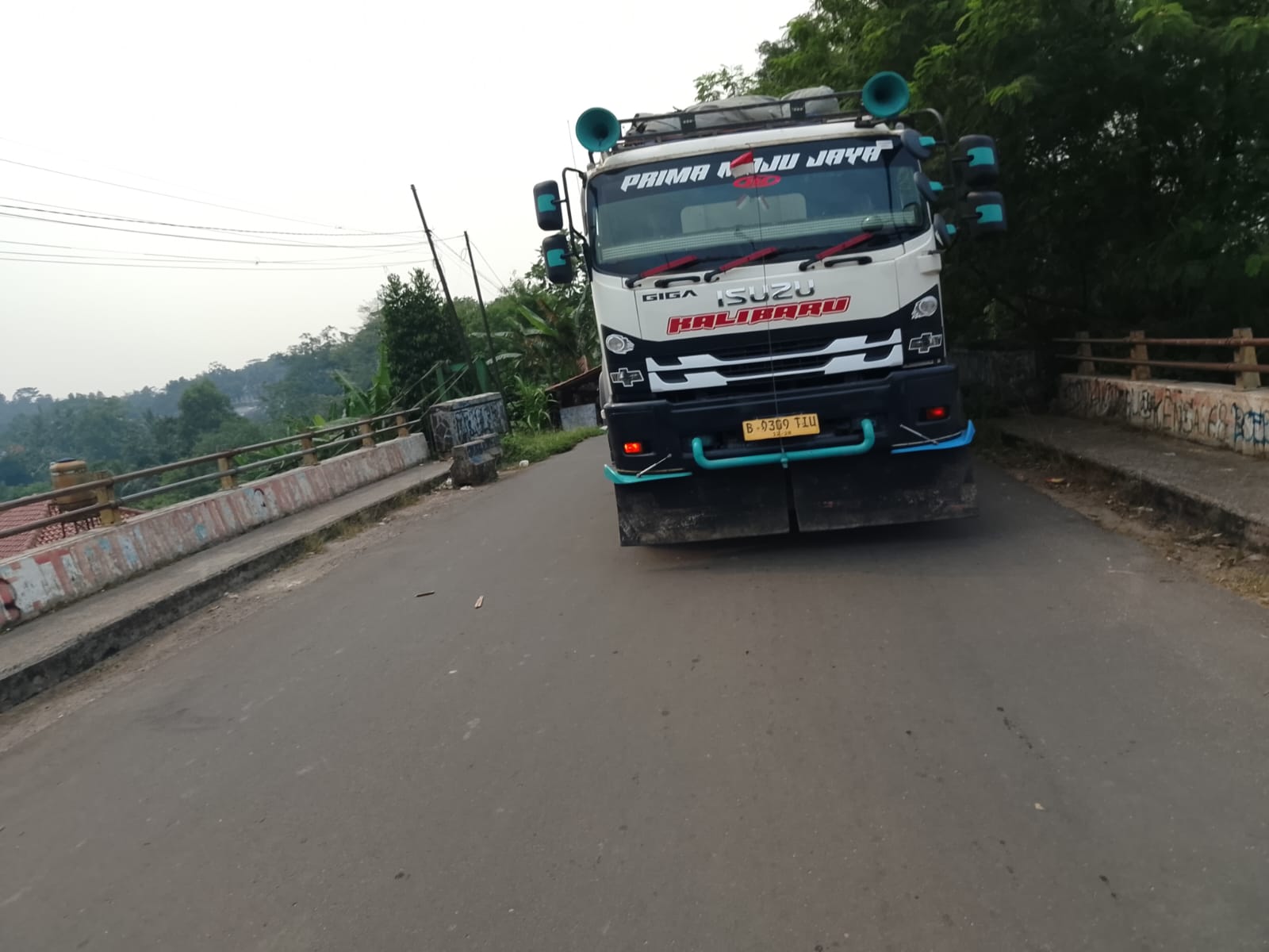 Jalan Pasar PKL Kandang Sapi Diportal