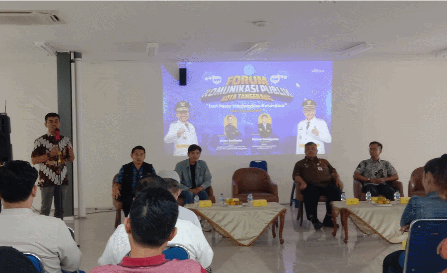 Diskominfo Latih Pedagang Pasar Anyar Go Digital