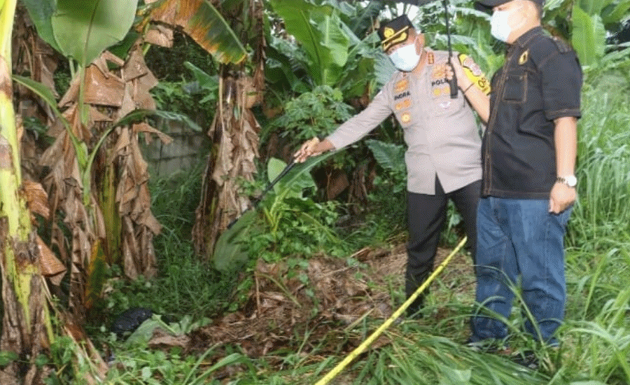 Mayat Terbungkus Plastik di Kebun Pisang, Polisi Temukan Luka Sayatan dan Lebam