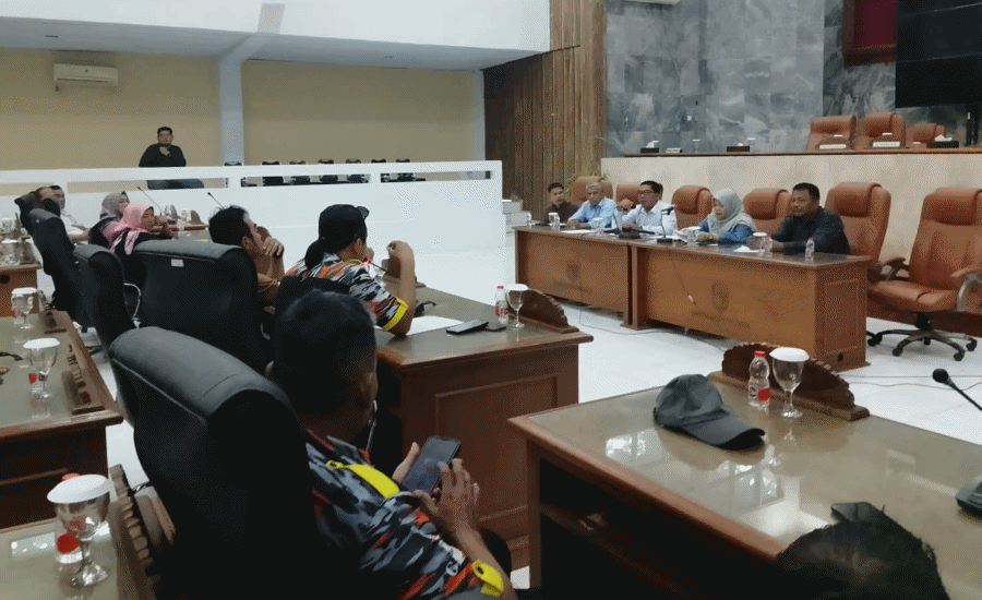 Pedagang Pasar Semi Minta Kembali Berjualan di Sunan Kalijaga