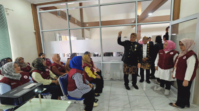 Sekolah Ibu Di Tangsel Diresmikan, Ibu-Ibu Bisa Belajar Gratis