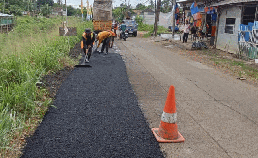 DBMSDA Kabupaten Tangerang Lakukan Penanganan Darurat Jalan Daon-Jambu
