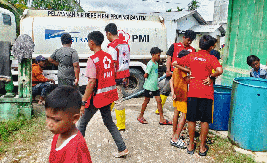Menjaga Asa dari Tangki Air, Kisah Ari Kurniawan Relawan PMI Kota Tangerang di Aceh