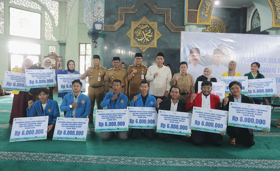 Pemkot Tangerang Salurkan Beasiswa Rp 3,456 Miliar ke 576 Mahasiswa di 2025