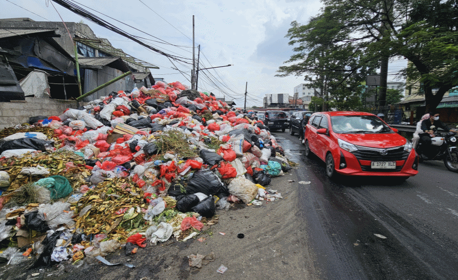 Sampah dari Kota Tangsel Mulai Dibuang ke TPA Cilowong