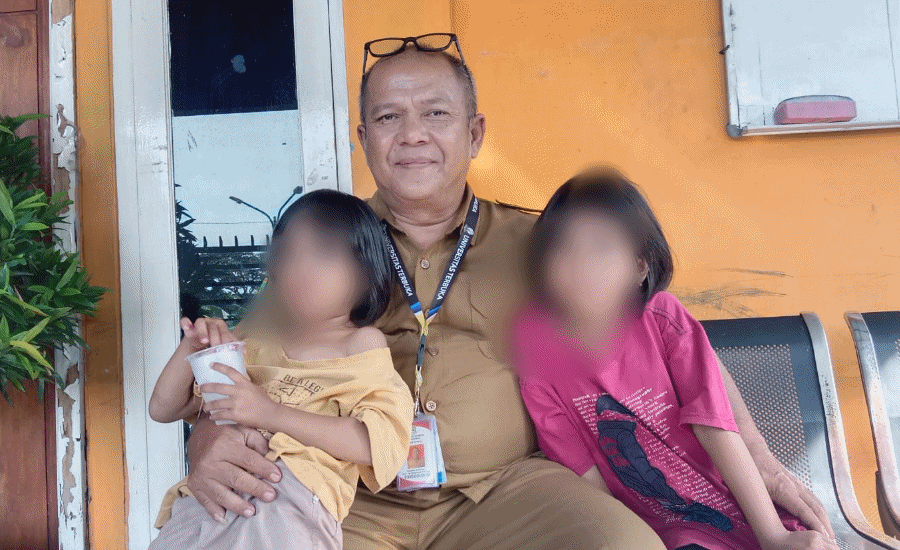 Dua Bocah Perempuan yang Ditelantarkan Ibunya Dijemput Pamannya