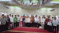 Gubernur Banten Safari Ramadan di Serpong, Beri Bantuan Paket Sembako Hingga Kursi Roda Gubernur Banten Safari Ramadan di Serpong, Beri Bantuan Paket Sembako Hingga Kursi Roda