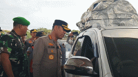 Pantau Jalur Mudik, Kapolres Pastikan BBM Aman dan Layanan Kesehatan Siap di Rest Area KM 13,5 Tangerang-Merak Pantau Jalur Mudik, Kapolres Pastikan BBM Aman dan Layanan Kesehatan Siap di Rest Area KM 13,5 Tangerang-Merak