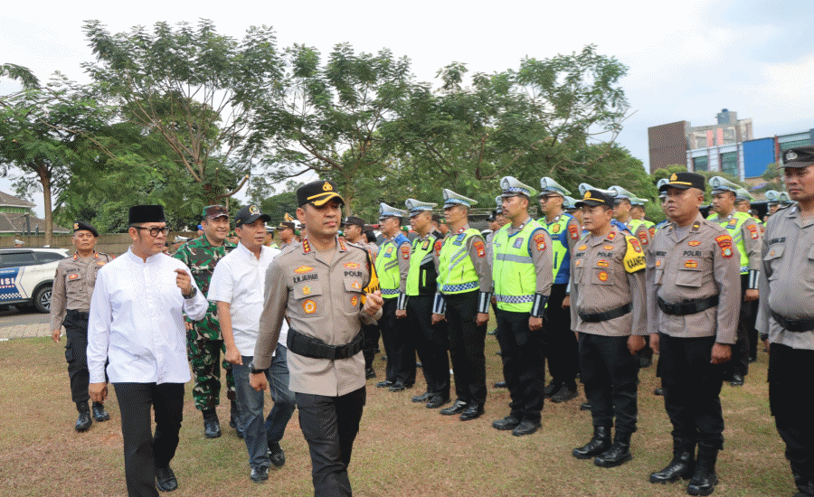 Apel siaga pengamanan malam takbiran di wilayah hukum Polres Metro Tangerang Kota, Kapolres siagakan 1.839 personel gabungan , sebanyak 41 Titik Dijaga. Foto Ahmad Syihabudin/Bantenekspres.co.id