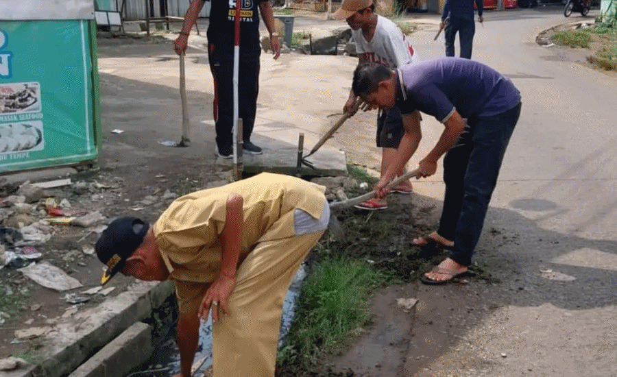 Pemdes Legok Ajak Masyarakat Jaga Lingkungan Tetap Bersih dan Sehat