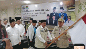393 Jemaah Haji Kloter Pertama Kabupaten Tangerang Dilepas, Jamaah Dapat Uang Saku Rp750 Ribu
