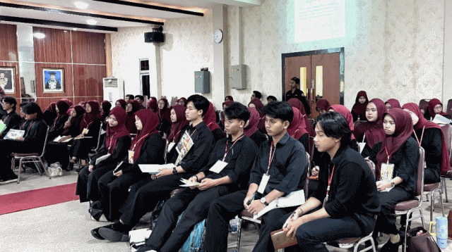 52 Mahasiswa Disiapkan Jadi Jurnalis Muda Lewat MOS LPM SiGMA