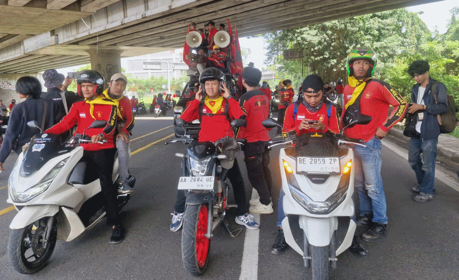 3.000 Buruh KASBI Banten Pilih Geruduk DPR RI, Tolak Seremonial di Monas