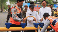 Pemkot Tangerang Tutup Akses Parkir Liar di Taman Elektrik Pemkot Tangerang Tutup Akses Parkir Liar di Taman Elektrik