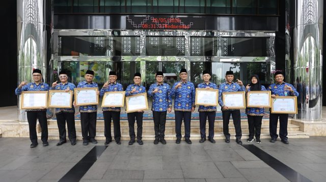 Wakil Wali Kota Pilar Saga Ichsan bersama Sekda Bambang Noertjahjo
