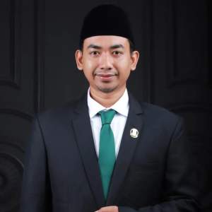 Anggota DPRD Kabupaten Tangerang dari Fraksi Partai Kebangkitan Bangsa (PKB), Ustur Ubadi