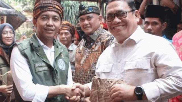 Menteri Kehutanan Luncurkan Roadmap Hutan Adat di Lebak, 10 Wilayah Adat Terima SK Penetapan