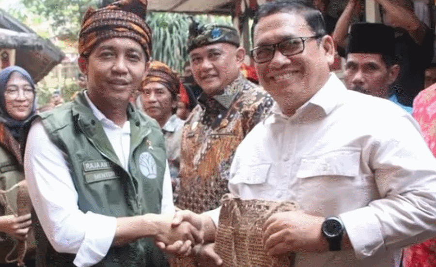 Menteri Kehutanan Luncurkan Roadmap Hutan Adat di Lebak, 10 Wilayah Adat Terima SK Penetapan