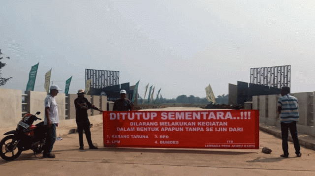 Diduga Langgar Amdal dan Lahan KP2B, Proyek Perumahan Mutiara Puri Harmoni Rajeg 2 Ditutup Warga